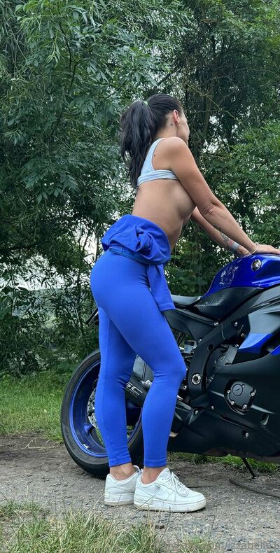 Izzabelle1