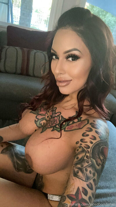 Jadedbombshell