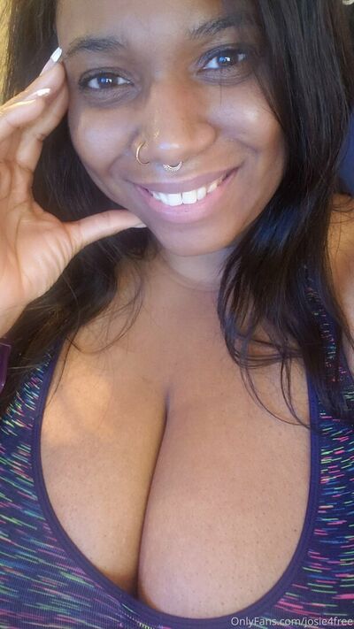 Josie4free