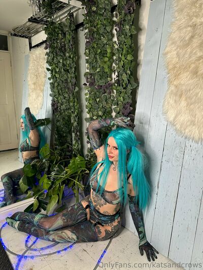 Katsandcrows