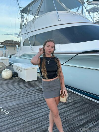 Lillyellexo