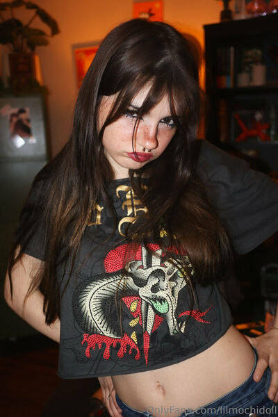 Lilmochidoll