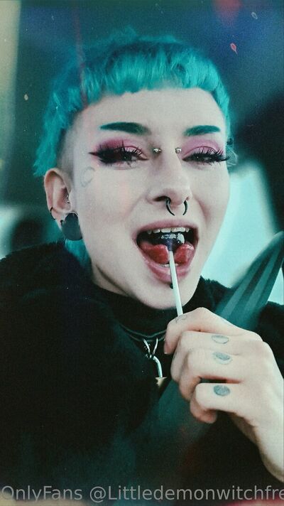 Littledemonwitchfree