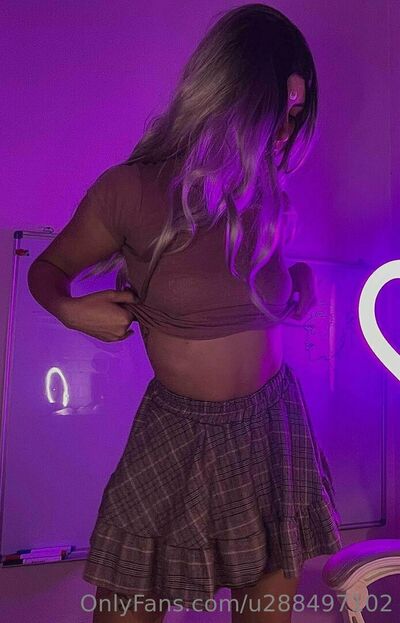 Liyamoon3