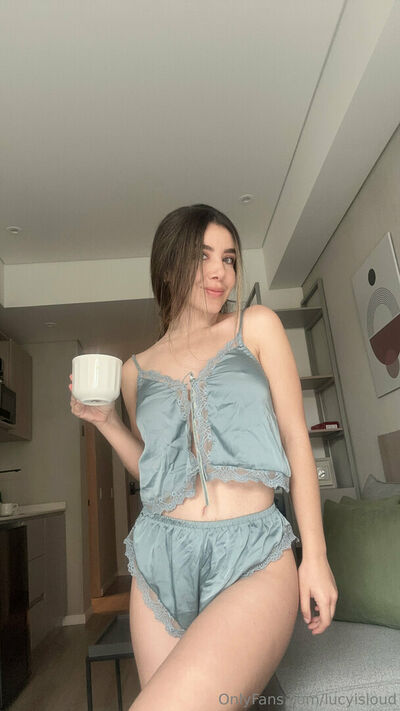 Lucyisloud