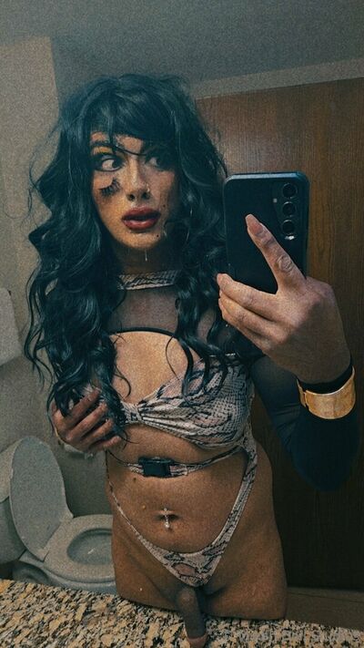 Mikahdoll