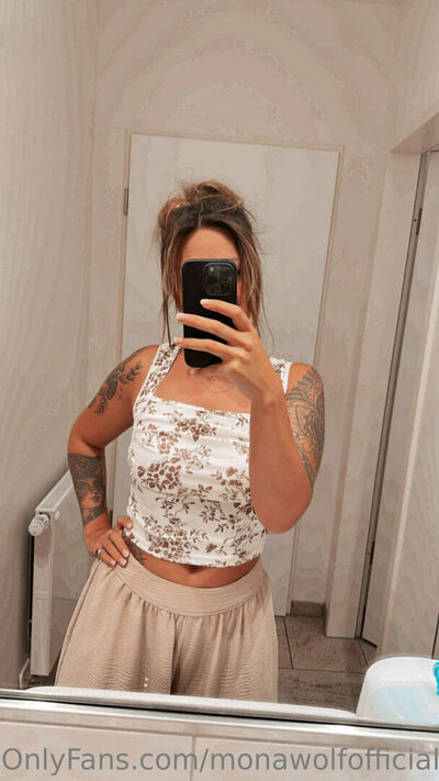 Monawolfofficial