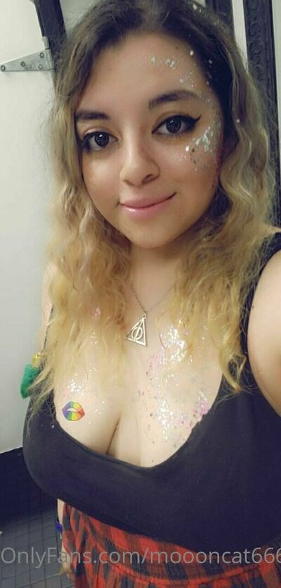 Moooncat666