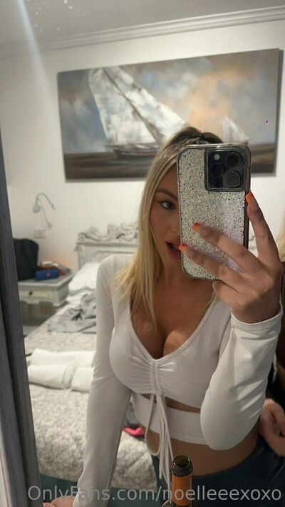 Noelleeexoxo
