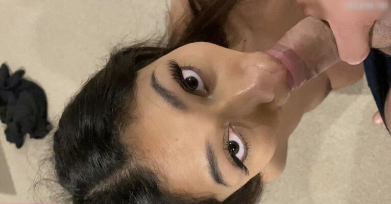 Peachyneeshx