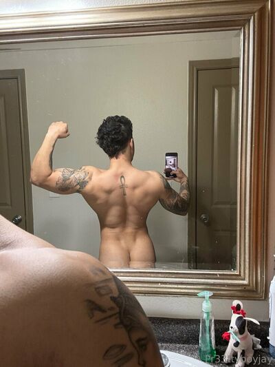 Pr33ttyboyjay