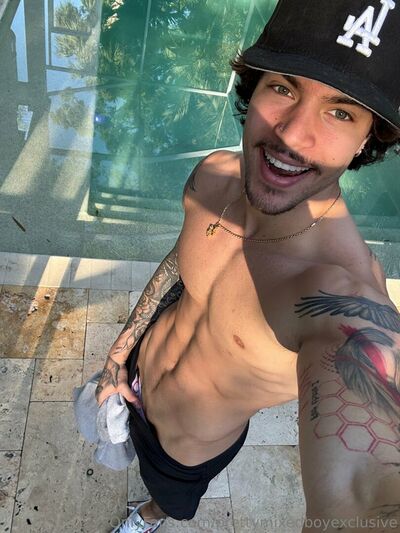 Prettymixedboyexclusive