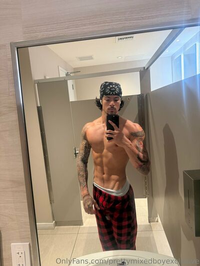 Prettymixedboyexclusive