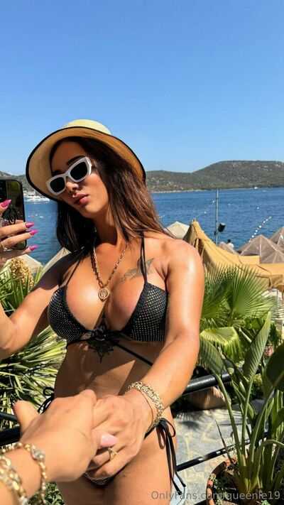 Queenle19