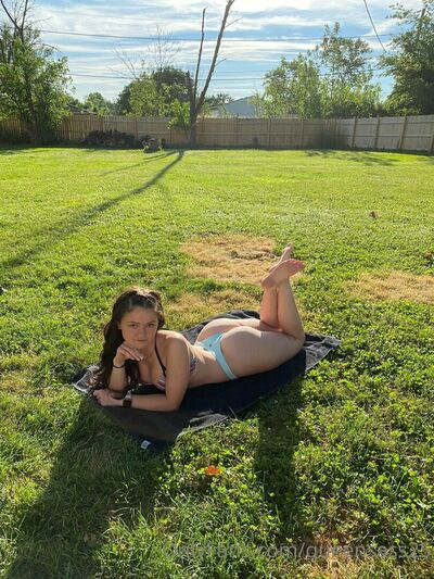 Queensass25