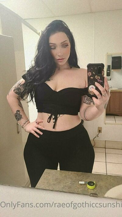 Raeofgothiccsunshine