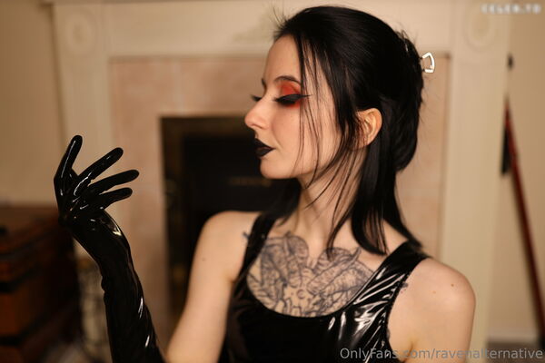 Ravenalternative