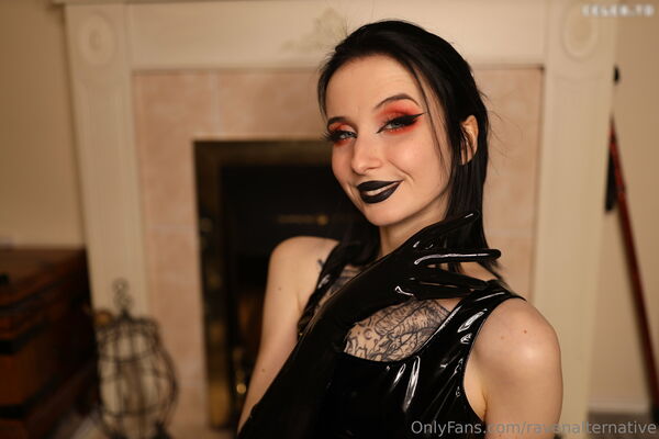 Ravenalternative