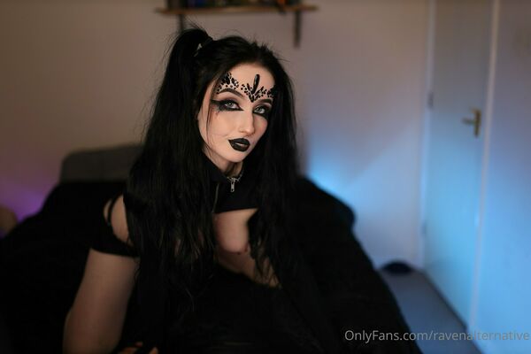 Ravenalternative