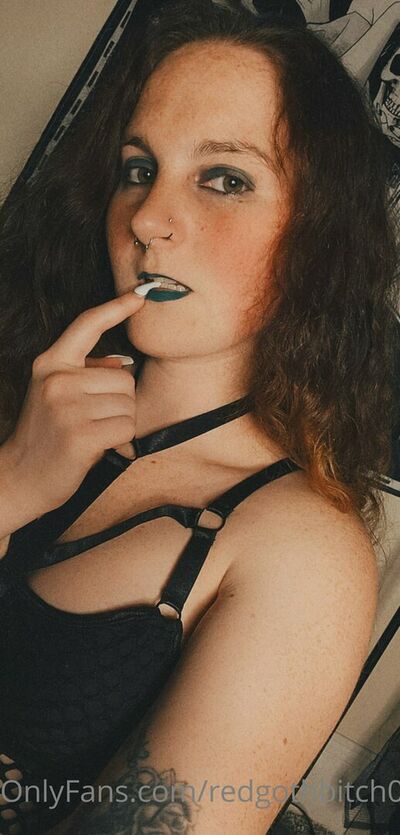 Redheadgothwitch0730