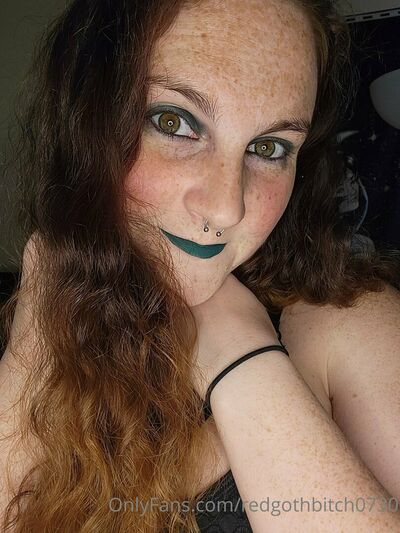 Redheadgothwitch0730