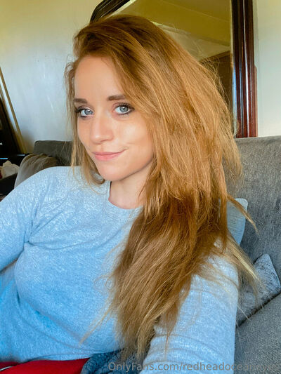 Redheadoceaneyes
