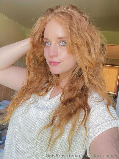 Redheadoceaneyes