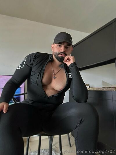 Robycop2702