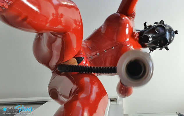Rubberdollemma