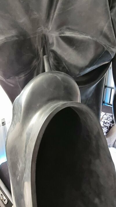 Rubberdollemma