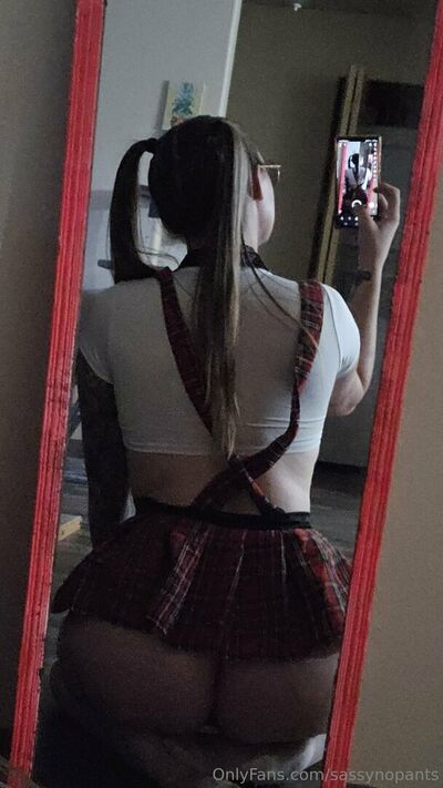 Sassynopants