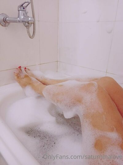 Saturninalove