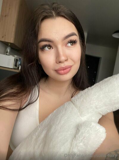 Sofia-foxy