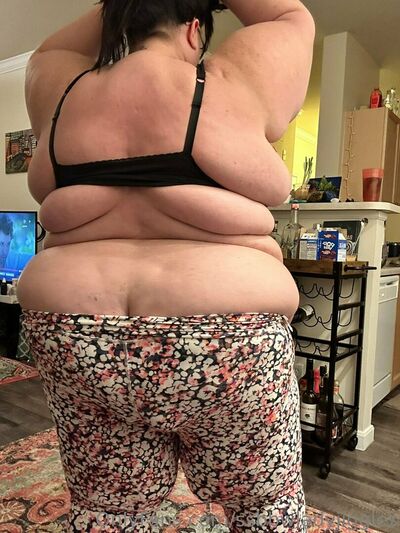 Ssbbwladyjiggles