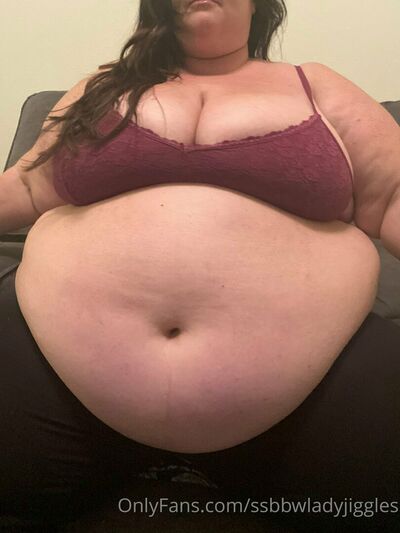 Ssbbwladyjiggles