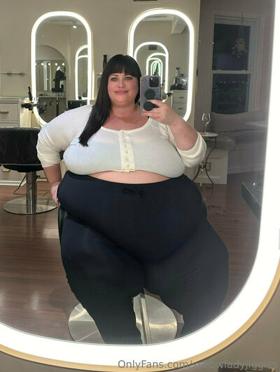 Ssbbwladyjiggles
