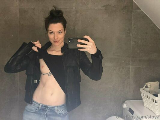 Stoya