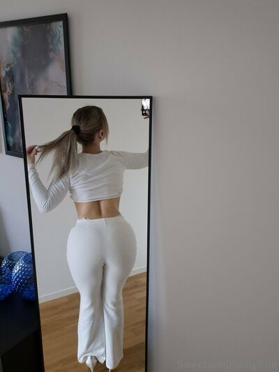 Sweetpieshornyfree