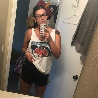 Tallnerdywoman