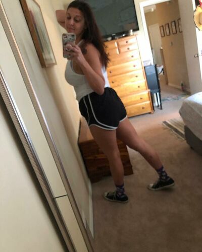 Tallnerdywoman