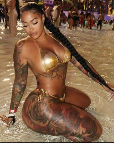 Tattedupholly