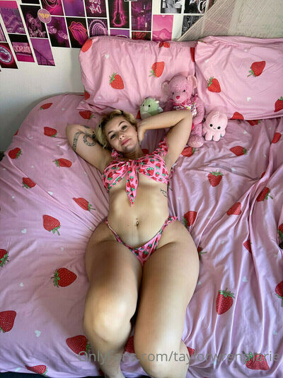 Taylorwrenmarie