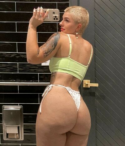 Taylorwrenmarie