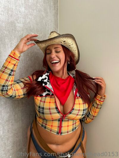 Thatoneredhead0153
