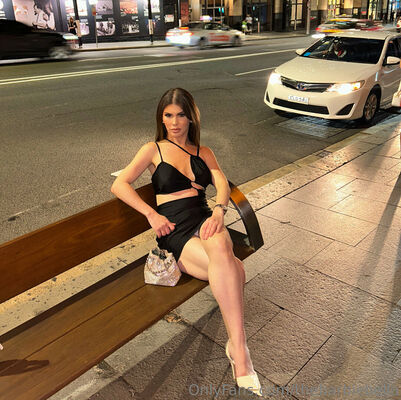 Thebarbiebella