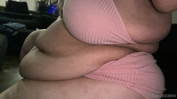 Thebigassssbbw1