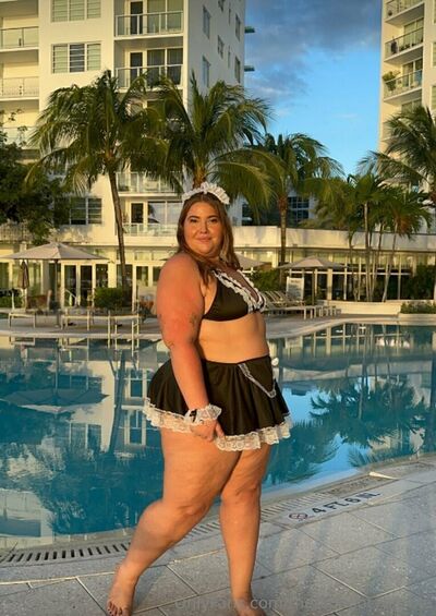 Thebigbootybarbie