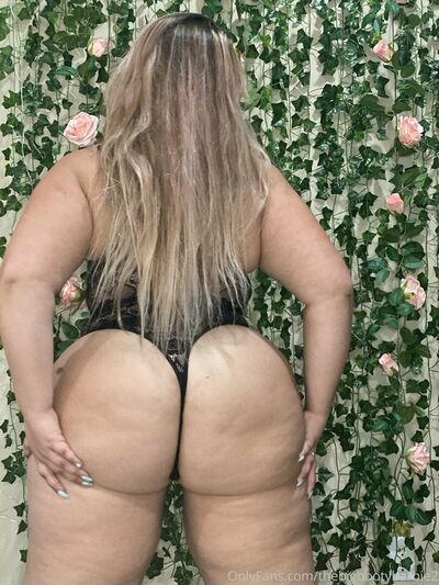 Thebigbootybarbie2