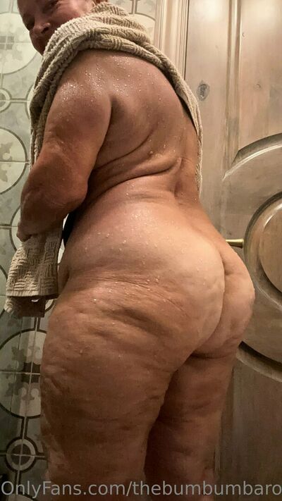 Thebumbumbaroness