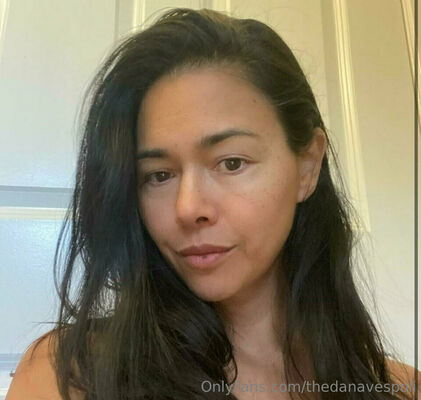 Thedanavespoli